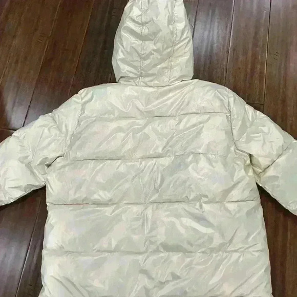 Levis Women's XL Shinny Ivory Puffer Jacket Sherpa
Lined Hooded Genuine Red Tab - Picture 7 of 13